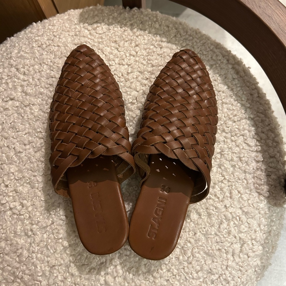 St. Agni Woven Mules in Antique Tan Size 36